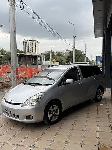 byd 05: Toyota WISH: 2002 г., 2 л, Автомат, Бензин, Универсал — 2