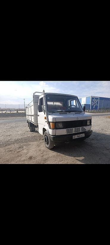 Mercedes-Benz : 1990 г., 2.9 л, Механика, Дизель