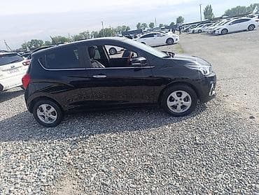 sprinter classic: Chevrolet Spark: 2016 г., 0.1 л, Вариатор, Бензин, Хэтчбэк — 1