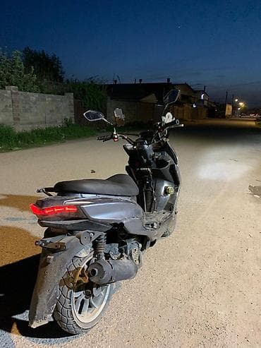 скутер на выкуп: Писать или звонить только реальный клиент!!! продаю макси вложение — 4