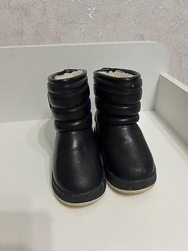 зимные обув: Детские зимние сапожки - Цвет: черный размер 23 - Материал верха — 1