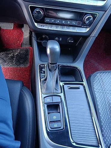 1 nz: Hyundai Sonata: 2021 г., 2 л, Автомат, Газ, Седан — 7