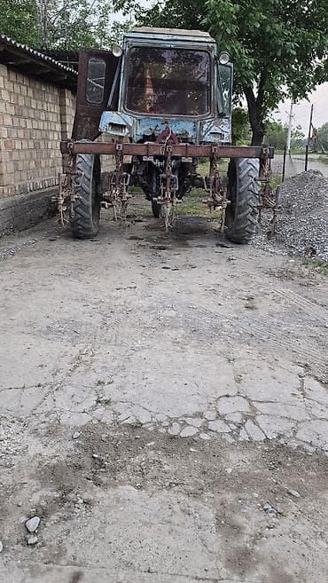 мтз 95: Трактор колёсный с кабиной + навесной культиватор Описание: - — 4