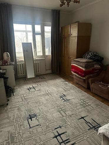 набережная: 1 комната, 33 м², 106 серия, 3 этаж, Старый ремонт — 4