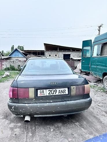 ауди 80 1990: Audi 80: 1992 г., 2 л, Механика, Бензин, Седан — 5