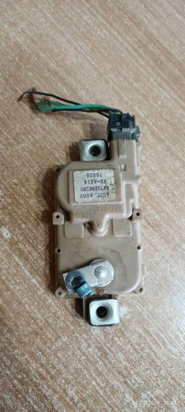 ip камеры speed dome с датчиком температуры: Замок двери Isuzu Б/у, Оригинал, Япония — 3