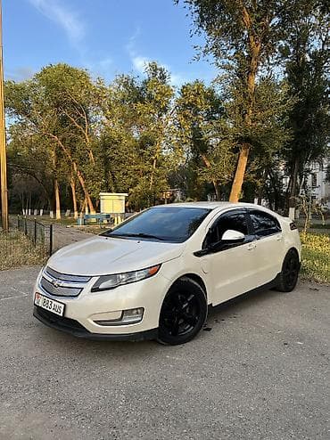 обмен дома: Chevrolet Volt: 2013 г., 1.4 л, Вариатор, Электромобиль, Хэтчбэк — 5