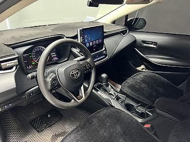 шевролет ковалт: Toyota Corolla: 2019 г., 1.8 л, Вариатор, Гибрид, Седан — 7