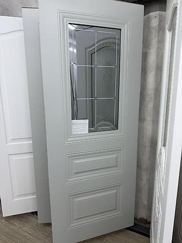 Межкомнатная дверь с остеклением в классическом стиле. - Полотно