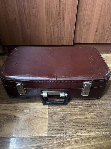 watch active: Чемодан, Маленький (до 40 л), Твердый корпус — 1