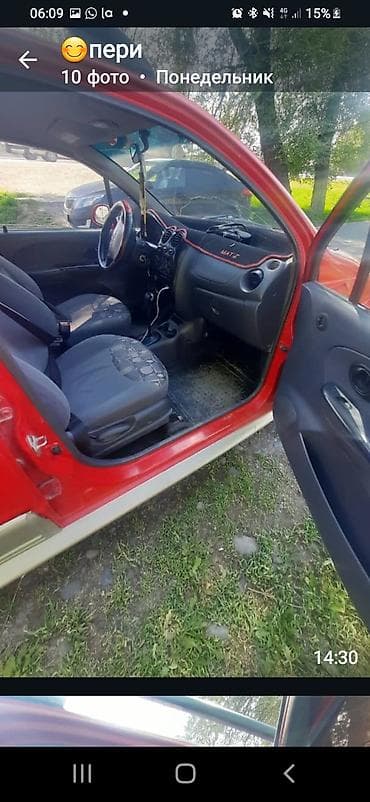 кадамжай авто: Компактный городской хэтчбек красного цвета с серебристым обвесом — 6