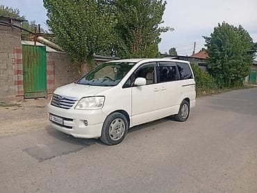 volk racing: Toyota Noah: 2006 г., Бензин, Минивэн — 3