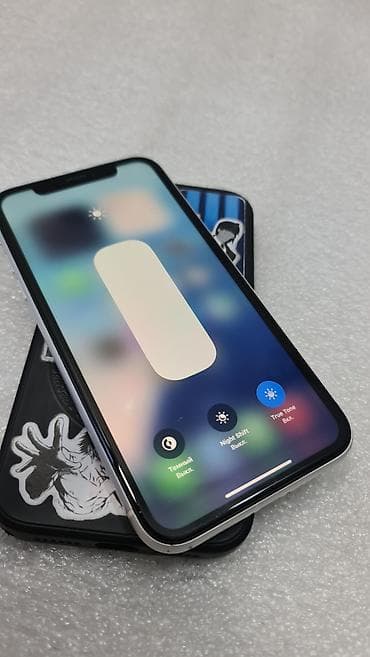 IPhone Xr, Б/у, 64 ГБ, Белый, Чехол, 77 %