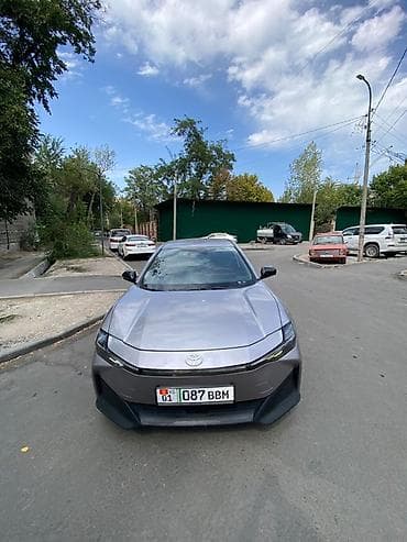 baic ec3: Toyota bZ3: 2023 г., Робот, Электромобиль, Седан — 1