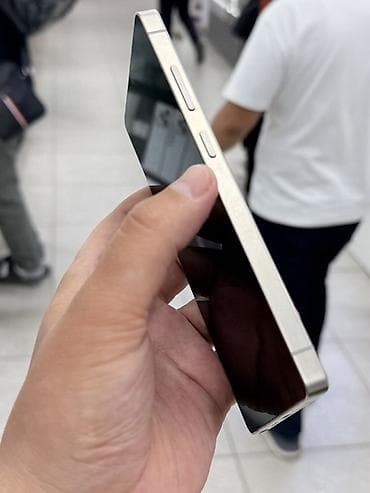 iphone 5c: Samsung Galaxy S25 Ultra, Б/у, 256 ГБ, цвет - Серебристый, 2 SIM — 8