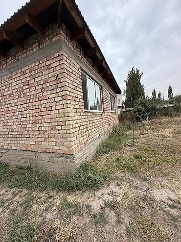 Недвижимость: 🏡 Срочно продается кирпичный дом! 📍 Село Кунтуу, ул. Сейдесимбаева ✅ — 3