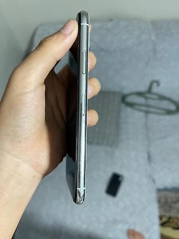 айфон разбитый: IPhone X, Б/у, 64 ГБ, Белый, Зарядное устройство, Кабель, 100 % — 4