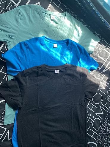 парная одежда: Набор из 3 мужских футболок Sadiq, размер 48 за три футболки 1000 сом — 1