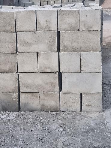 бетонный блок: Бетонные блоки на поддонах - Тип: стеновые/фундаментные бетонные — 4
