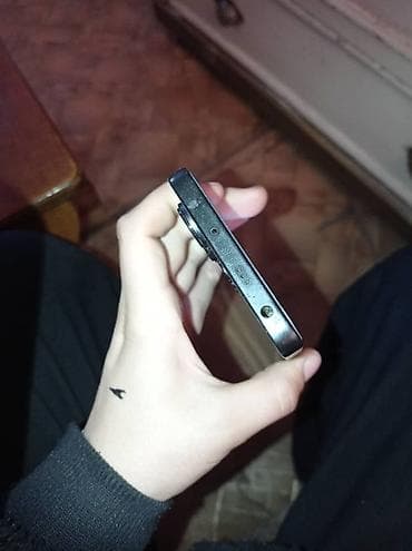 oneplus 8: Redmi, Redmi Note 13, Б/у, 128 ГБ, цвет - Черный, 2 SIM — 3