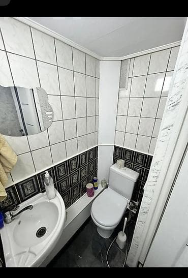 район церкви: Продается уютный мансардный дом рядом с Аламединским рынком. Площадь — 10