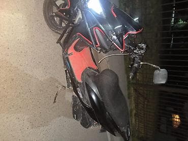 мопеды 150 куб: Скутер/мопед 50–150 см³ (визуально спортивного стиля), черный с — 1