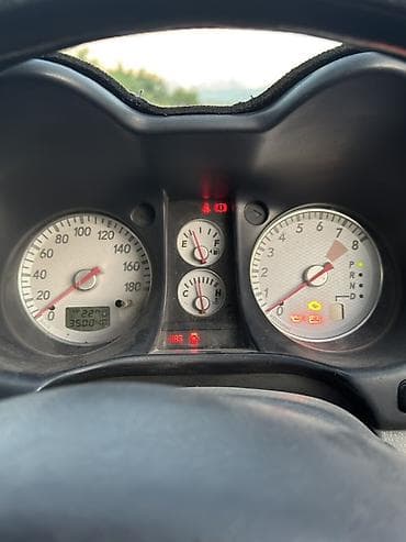 руль приора 2: Mitsubishi Airtrek: 2001 г., 2 л, Автомат, Бензин, Кроссовер — 8