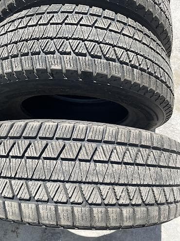 Шиналар 215 / 70 / R 16, Кыш, Колдонулган, Комплект, Жеңил унаалар, Жапония, Bridgestone — 2