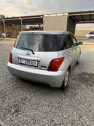 bmw x6 e71: Toyota Ist: 2002 г., Автомат, Бензин, Хэтчбэк — 4