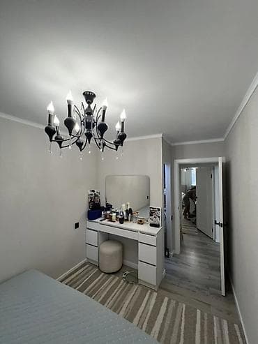 3: 3 комнаты, 63 м², 7 мкр 104 серия, 2 этаж, Косметический ремонт — 10