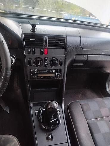 corolla spasio: Mercedes-Benz C-Class: 1995 г., 2.2 л, Механика, Бензин — 8