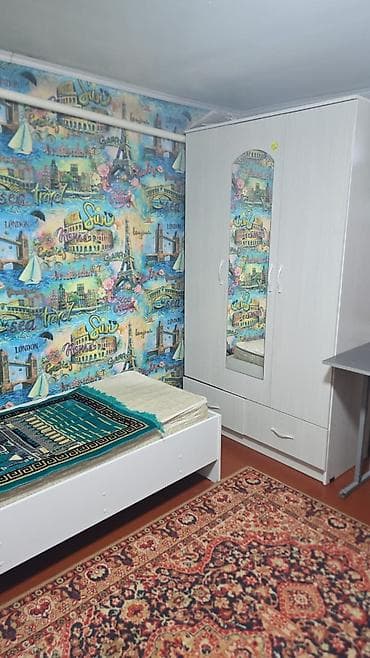 сдаю балыкчы: Срочна сдаётся комната район восток 5 - Уютная спальня: односпальная — 8