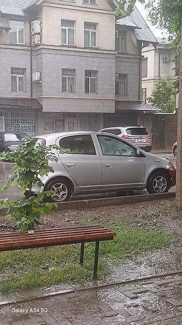 tayota vit: Toyota Vitz: 2001 г., 1 л, Автомат, Бензин, Фастбек — 1