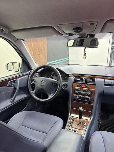 Продажа авто: Mercedes-Benz E-Class: 2000 г., 2.4 л, Автомат, Бензин, Седан — 5