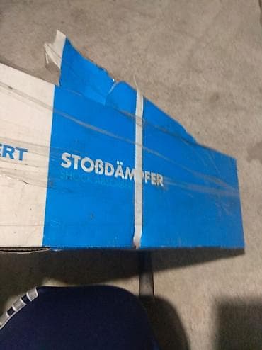 Передний амортизатор Honda 2005 г., Новый, Оригинал, Германия