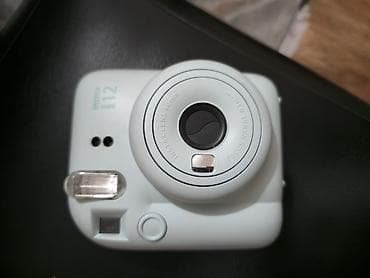 zenit e: Моментальная камера Fujifilm Instax Mini 12 (цвет: голубой) - Формат — 4
