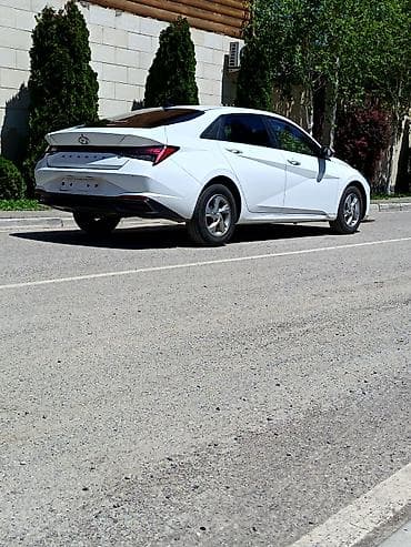 elentra: Hyundai Elantra: 2020 г., 1.6 л, Автомат, Седан — 4