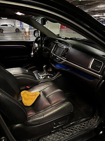 camry 2014: Toyota Highlander: 2017 г., 3.5 л, Автомат, Бензин, Кроссовер — 6