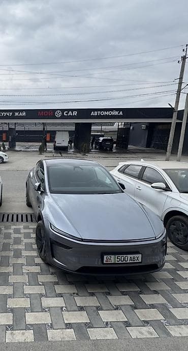 surron light bee x: Tesla Model Y: 2025 г., Автомат, Электромобиль — 6