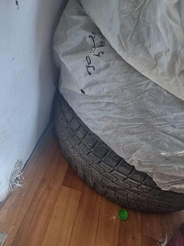 suv: Шины 225 / 60 / R 18, Зима, Комплект, Внедорожные (АТ/МТ), Yokohama — 1