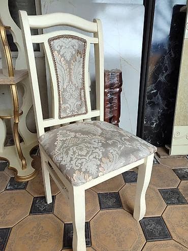 Стол и стул для зала, цвет - Бежевый at lalafo.kg Стол и стул для зала, цвет - Бежевый