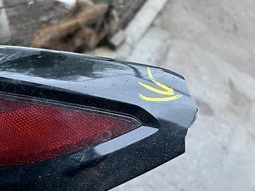 купить дорожный знак: Задний правый стоп-сигнал Subaru — 1