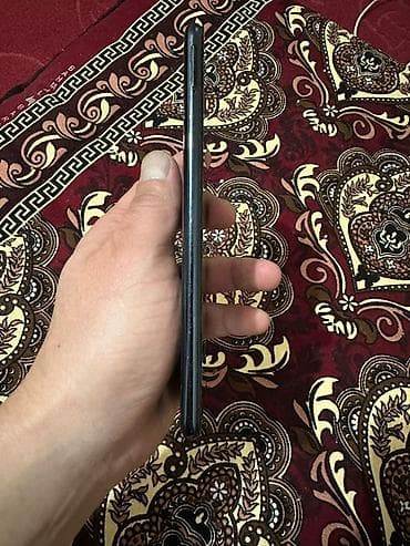 samsung e1202: Samsung Galaxy A7 2018, Б/у, 64 ГБ, цвет - Черный, 2 SIM — 3