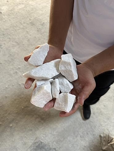 Строительные растворы и добавки: Мраморная крошка, Белый, Для сада, В тоннах — 6