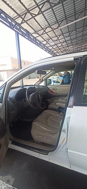 Lexus RX: 2000 г., 3 л, Автомат, Бензин, Кроссовер