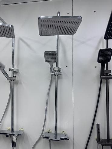 Душевая система с верхним душем и ручной лейкой - Тип: душевая стойка