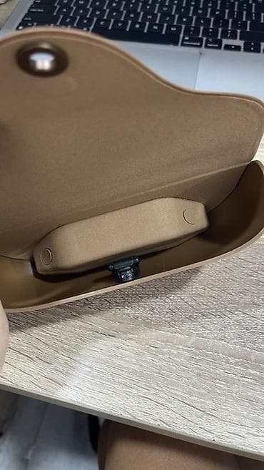 hyperx cloud core: Смарт‑очки в классической оправе Wayfarer Особенности: - Встроенные — 4