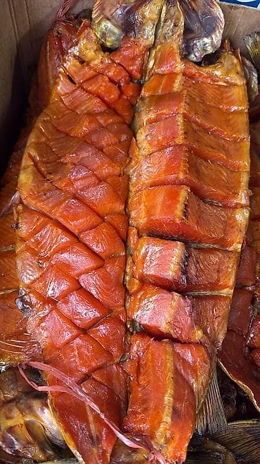 икра: Копченный форель средне соленная домашнего копчения очень вкусная — 1