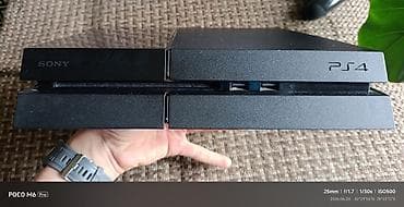 Видео оюндар жана приставкалар: Продаю Sony PlayStation 4 в комплекте с двумя контроллерами — один — 3