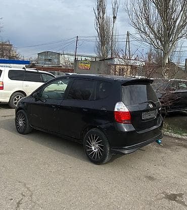 лабой: Honda Fit: 2002 г., 1.3 л, Автомат, Бензин, Седан — 2